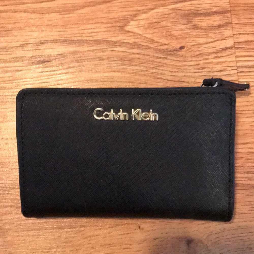 Calvin Klein wallet!!